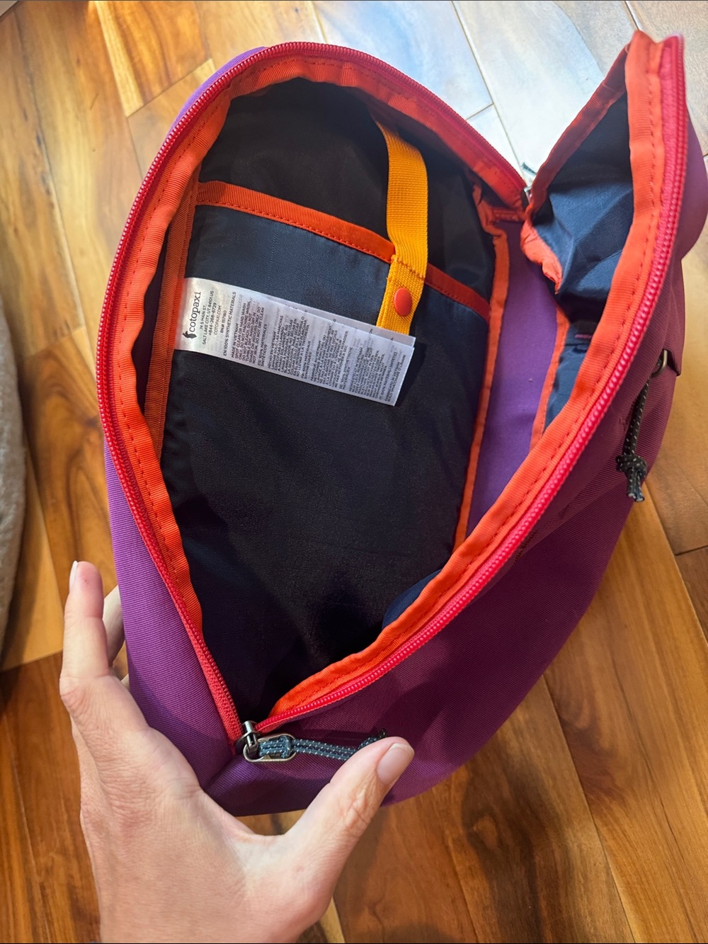 Cotopaxi Todo 8L Sling - Cada Día - Picture 4 of 5